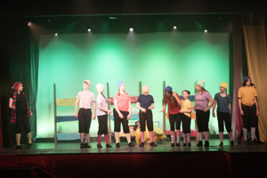 Snow White and the 11½ Dwarfs show photos