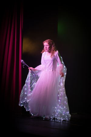 Snow White and the 11½ Dwarfs show photos