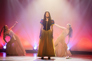 Snow White and the 11½ Dwarfs show photos