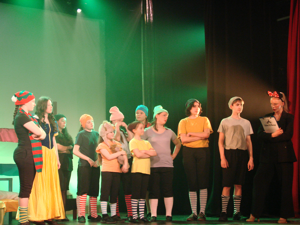 Snow White and the 11½ Dwarfs show photos