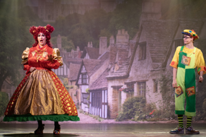 Snow White and the 11½ Dwarfs show photos