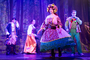 Snow White and the 11½ Dwarfs show photos
