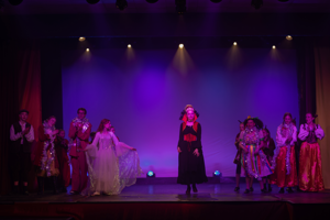 Snow White and the 11½ Dwarfs show photos