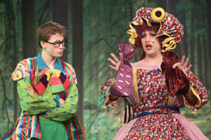 Snow White and the 11½ Dwarfs show photos
