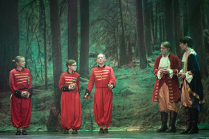 Snow White and the 11½ Dwarfs show photos