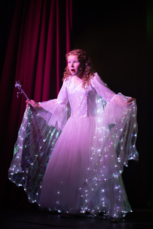 Snow White and the 11½ Dwarfs show photos