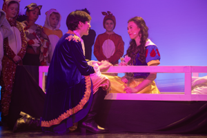 Snow White and the 11½ Dwarfs show photos