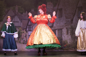 Snow White and the 11½ Dwarfs show photos