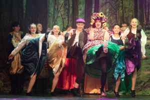 snow White and the 11½ Dwarfs show photos