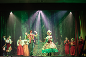 Snow White and the 11½ Dwarfs show photos