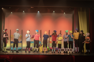 Snow White and the 11½ Dwarfs show photos